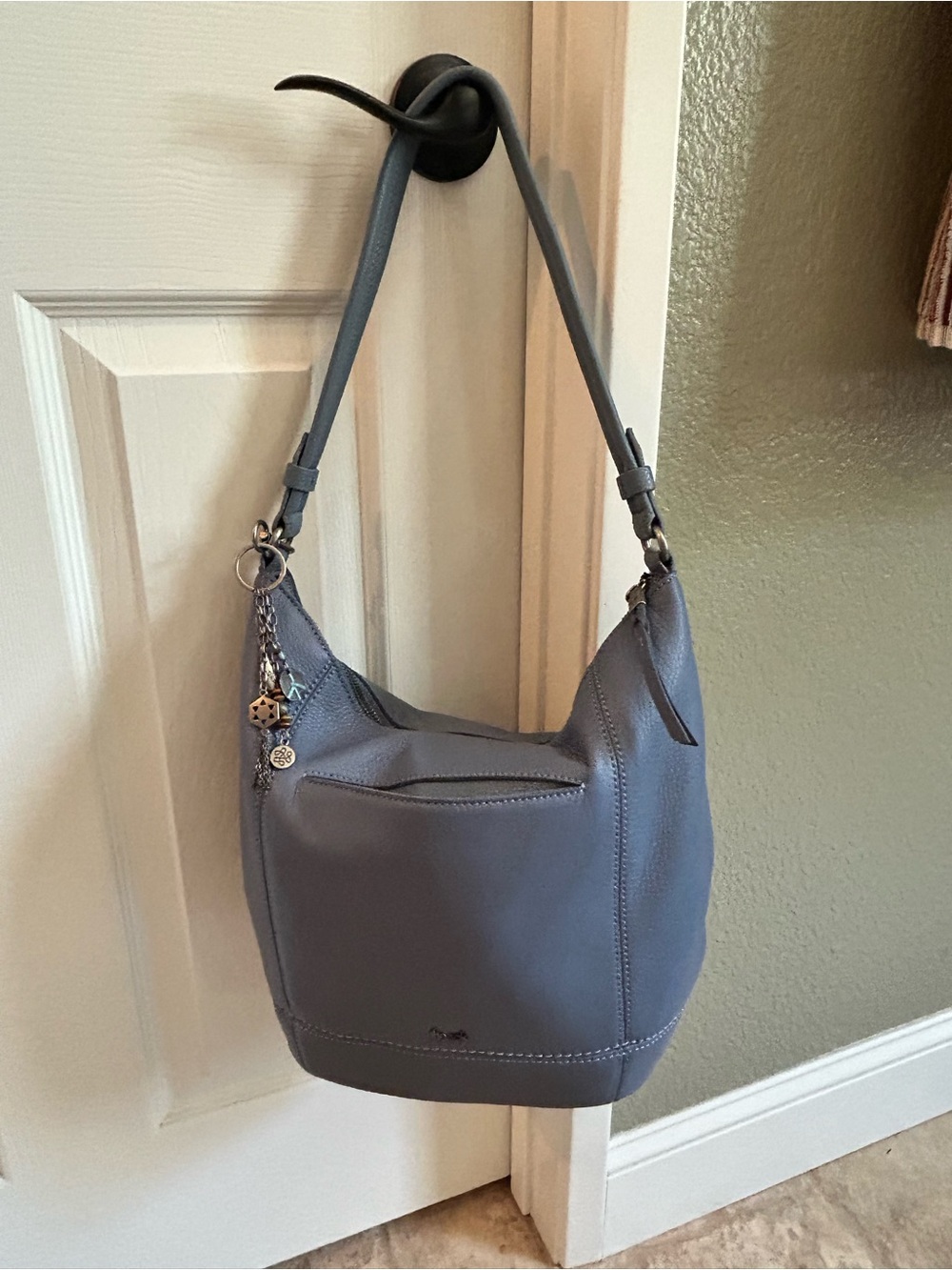 BNNT: The Sak “Sequoia” Blue/Grey All-Leather Hobo Bag with Charm Accent - Picture 3 of 14
